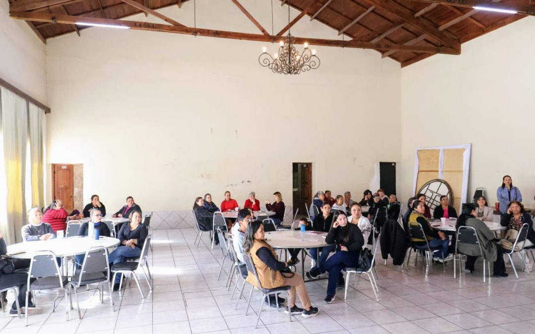 Impulsa Arteaga emprendimiento con curso de jabones artesanales