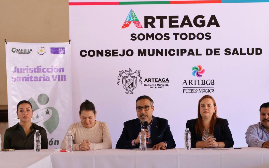 Instala Arteaga Consejo Municipal de Salud