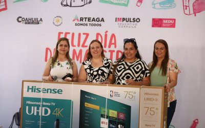 Celebra Arteaga a sus maestros con emotivo festejo