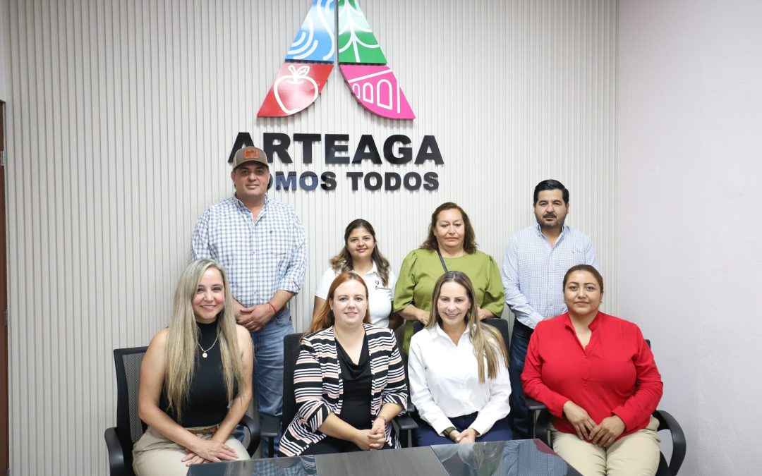 Arteaga consolida acciones para fortalecer su nombramiento como Pueblo Mágico