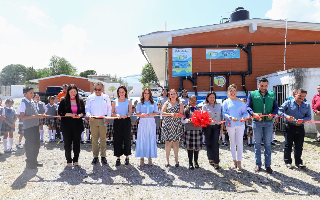 Arranca Ana Karen Sánchez programa “Escuelas con Agua” en Arteaga