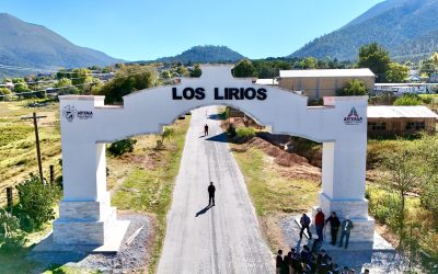 Entrega alcaldesa Ana Karen Arco de Bienvenida en Los Lirios