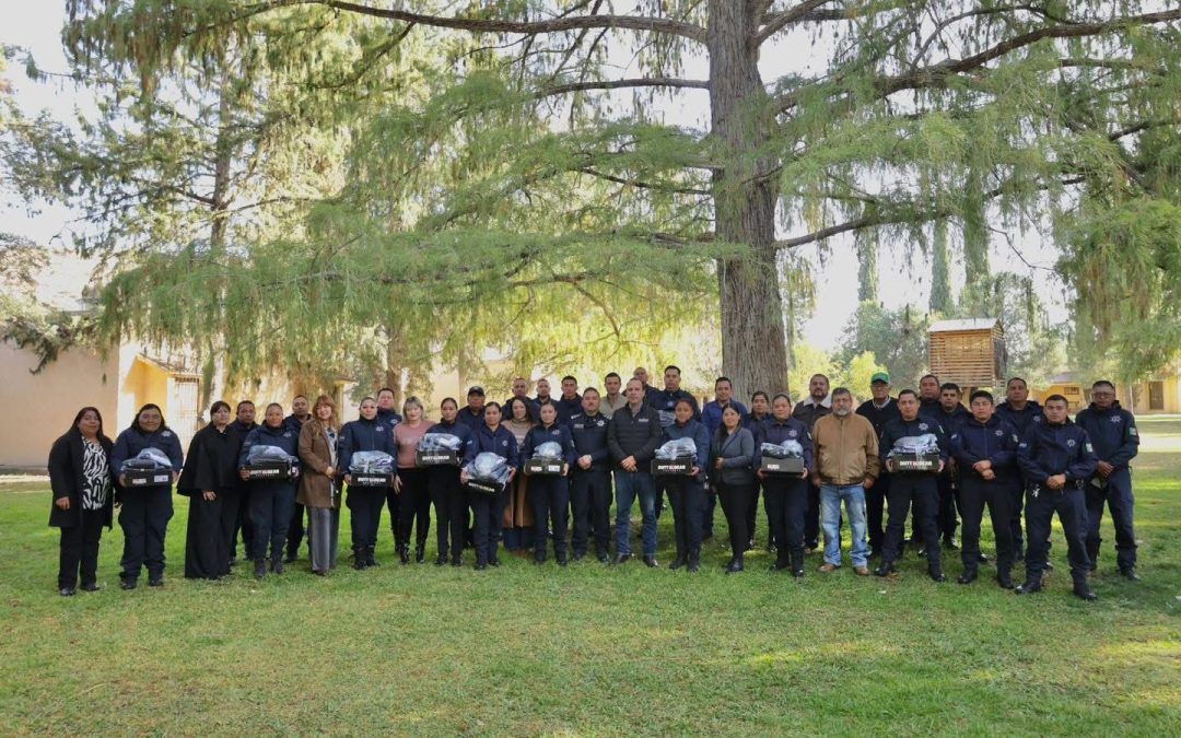 Incentiva Parras desempeño policial con programa «Empleado del mes»